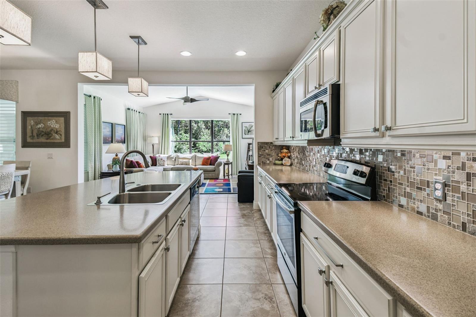 Image 21 of 68 For 759 Villa Park Road