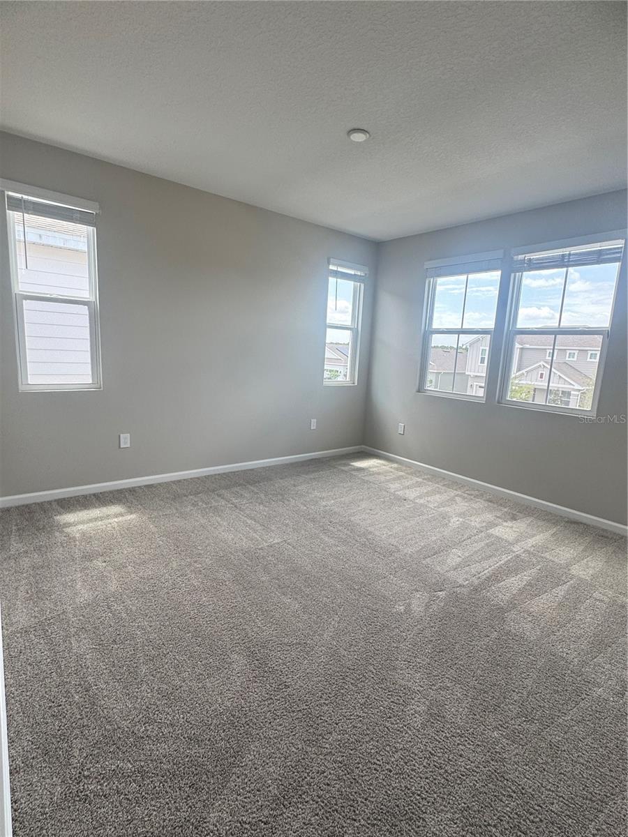 Image 7 of 12 For 1449 Axel Graeson Avenue