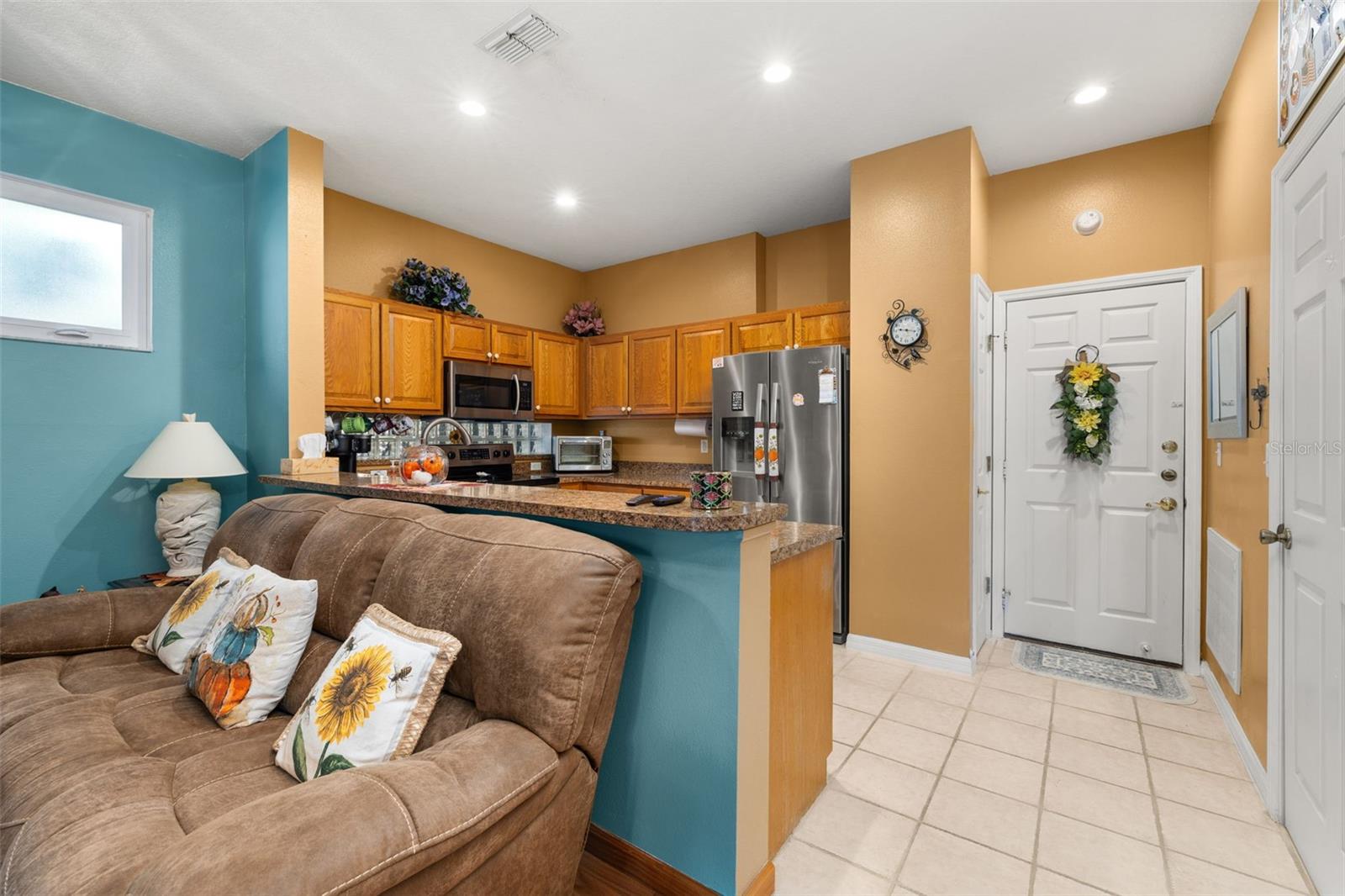 Image 13 of 63 For 2920 Sunset Vista Boulevard