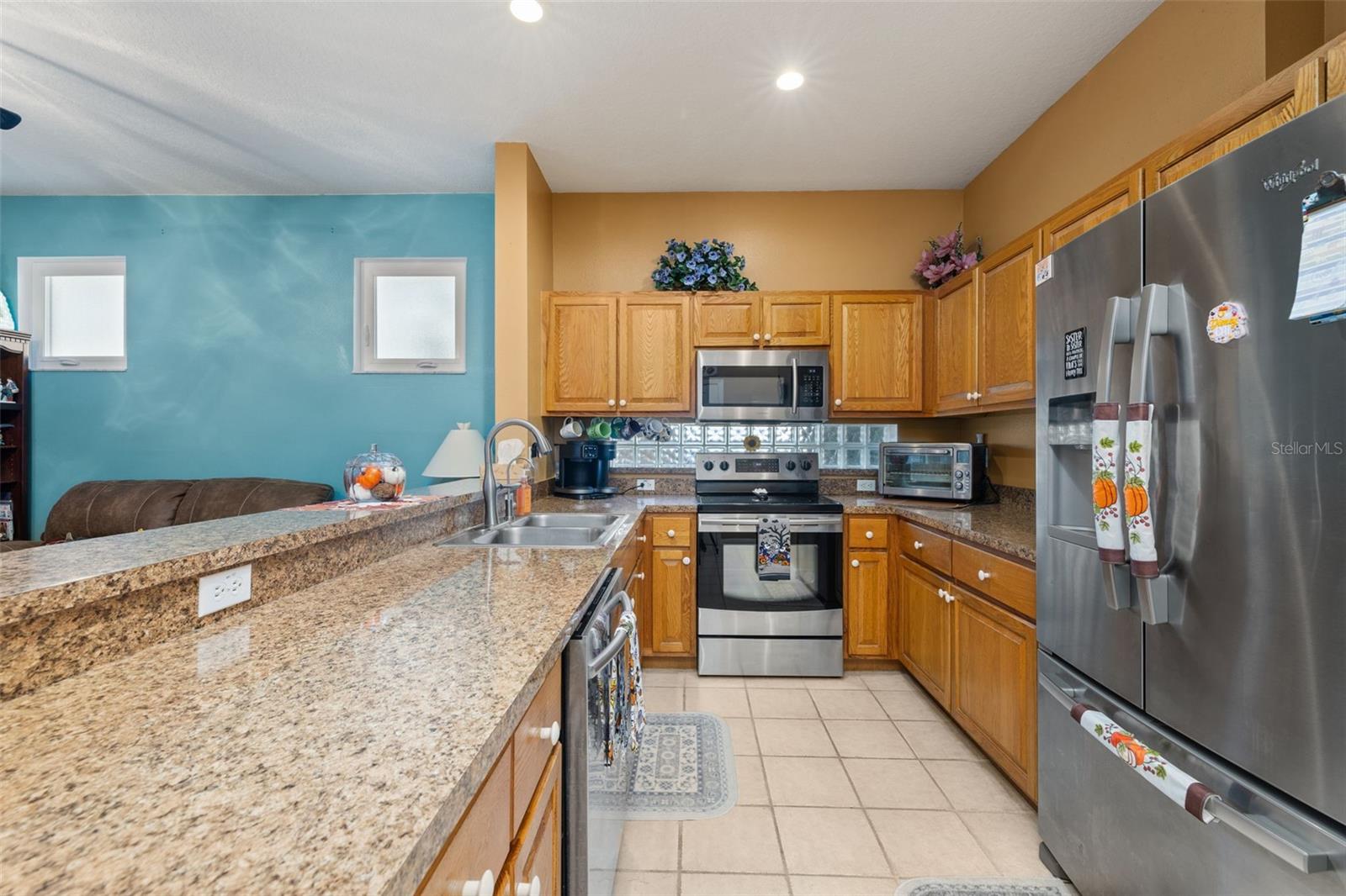 Image 14 of 63 For 2920 Sunset Vista Boulevard