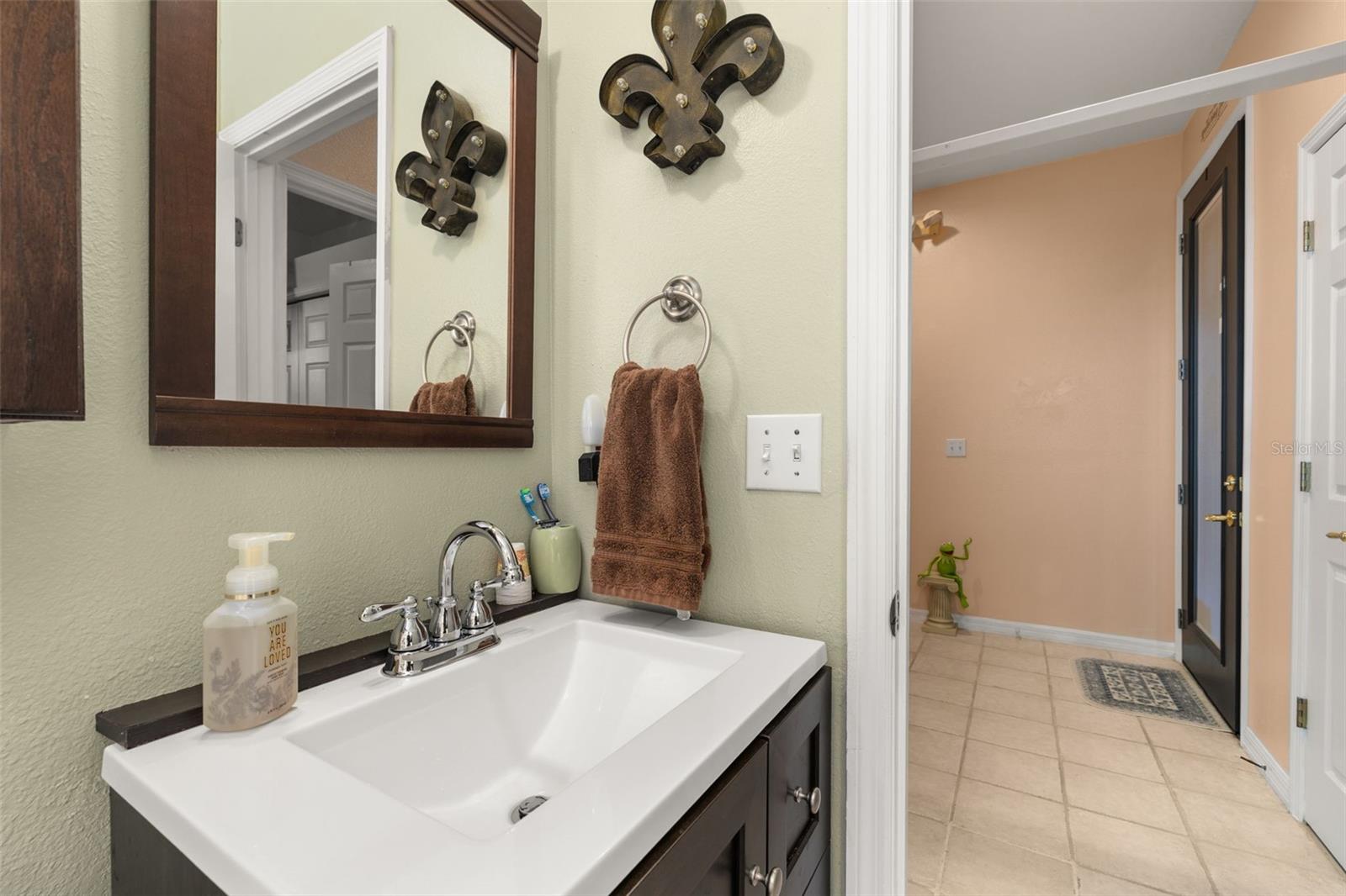 Image 22 of 63 For 2920 Sunset Vista Boulevard