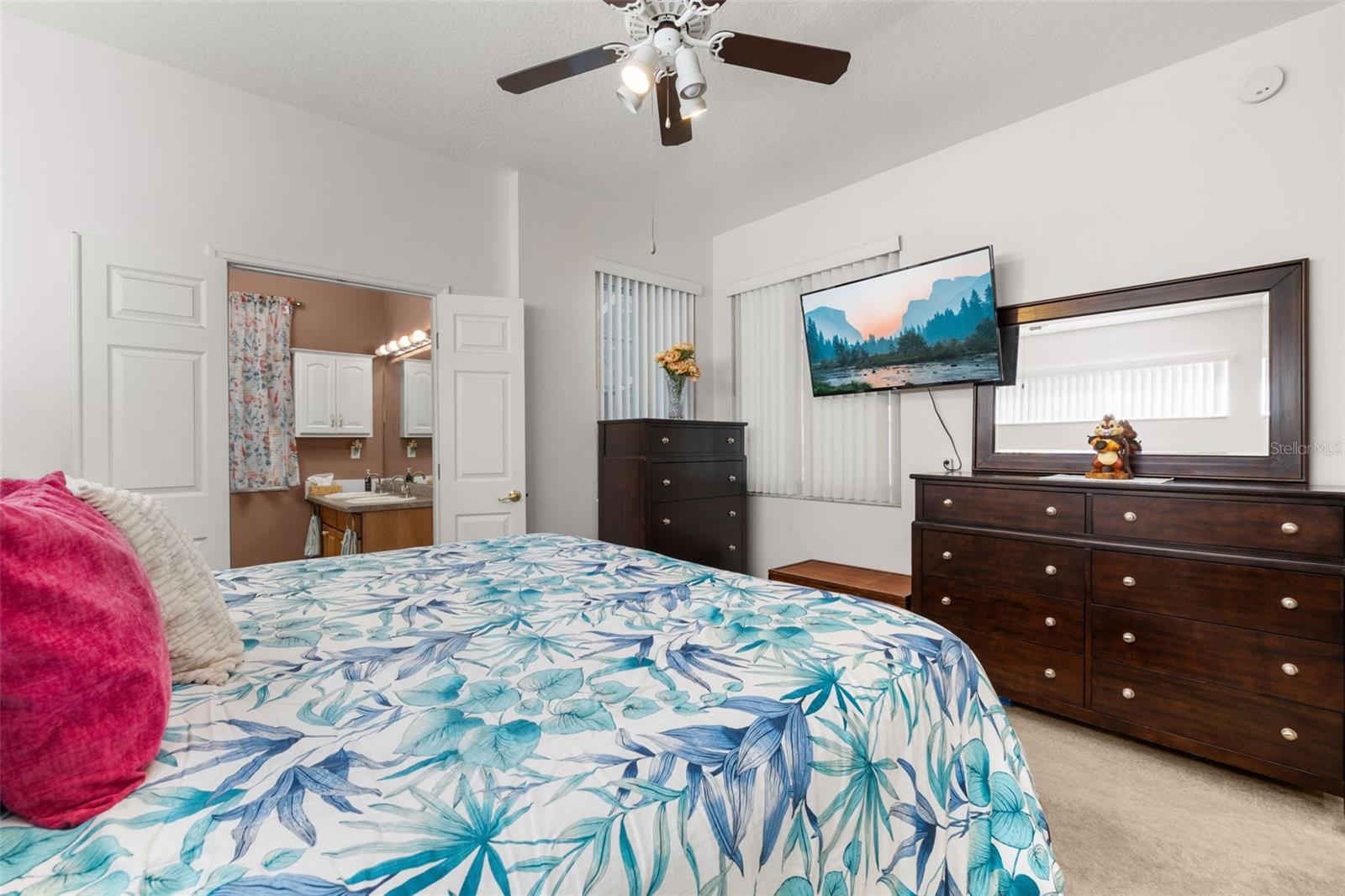 Image 28 of 63 For 2920 Sunset Vista Boulevard