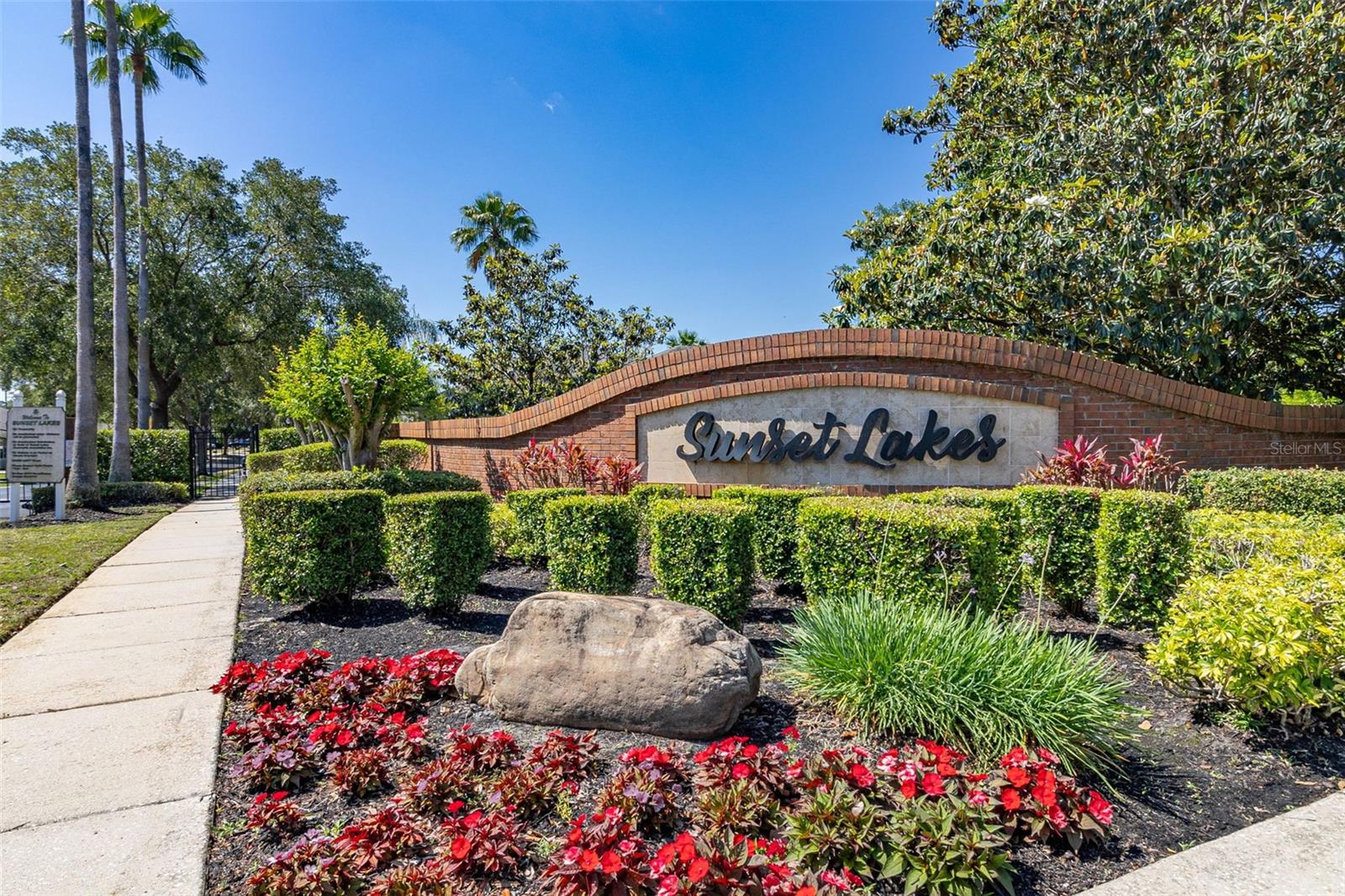 Image 46 of 63 For 2920 Sunset Vista Boulevard