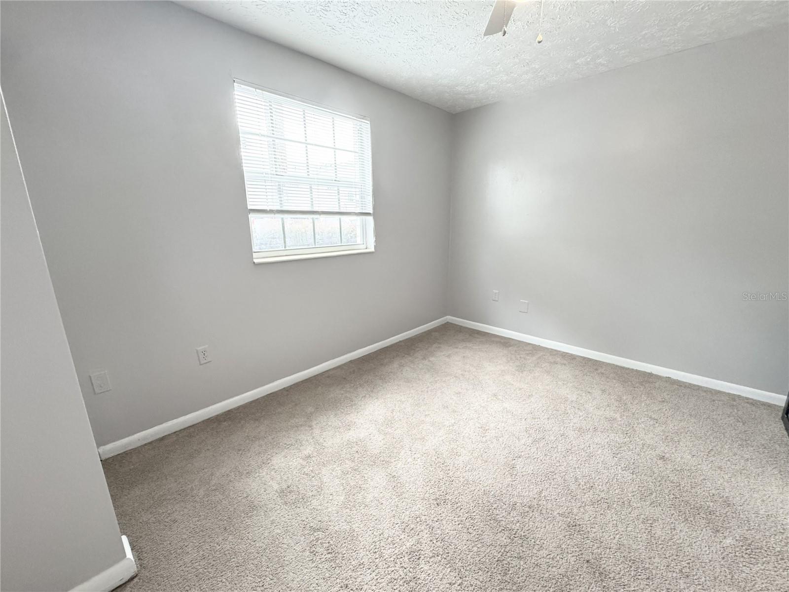Image 25 of 64 For 4212 Lake Underhill Road 5d9