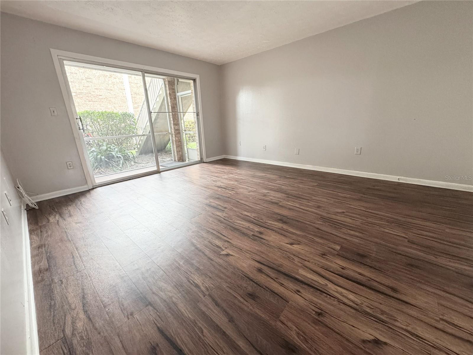 Image 35 of 64 For 4212 Lake Underhill Road 5d9