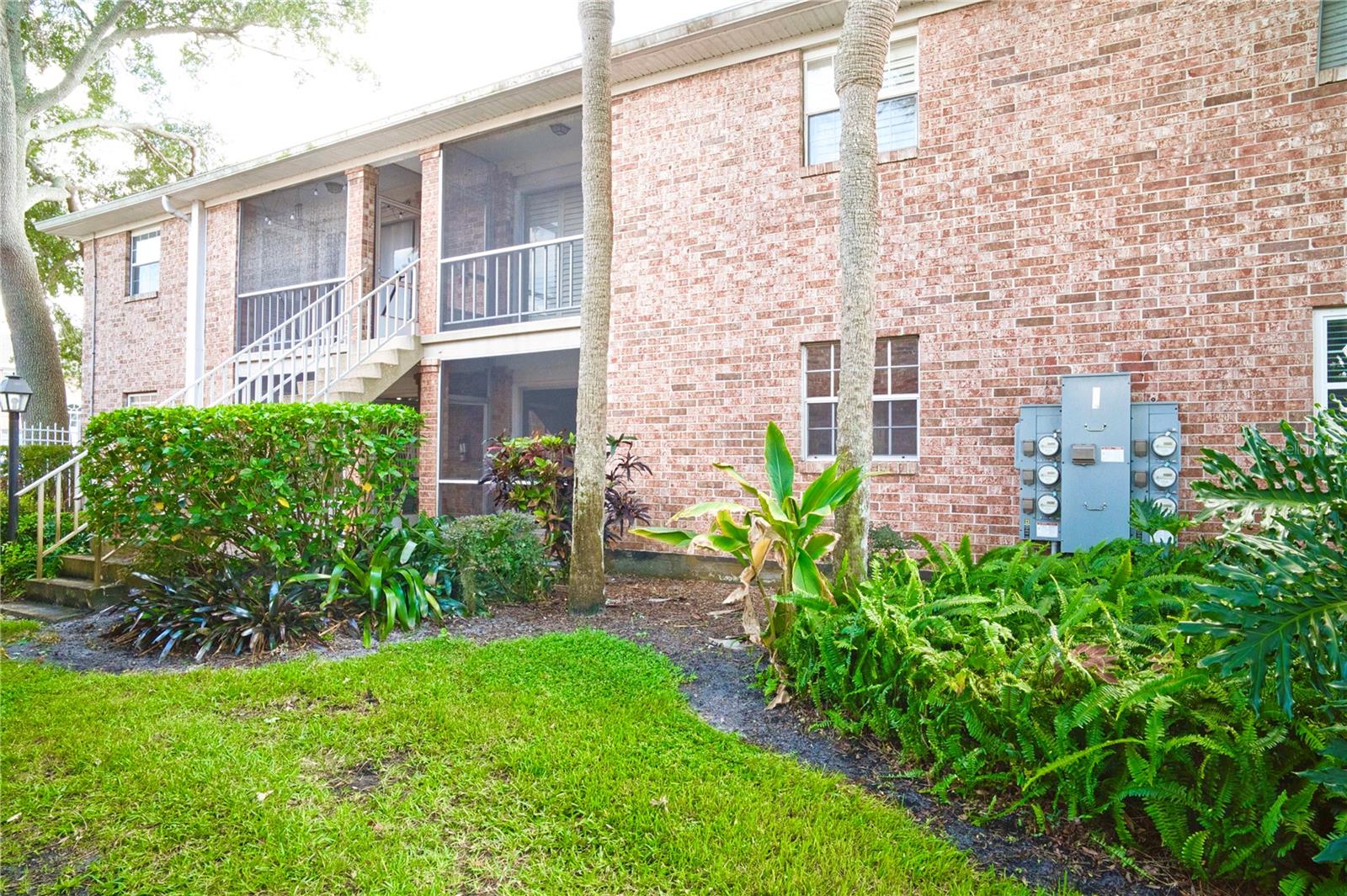 Image 43 of 64 For 4212 Lake Underhill Road 5d9