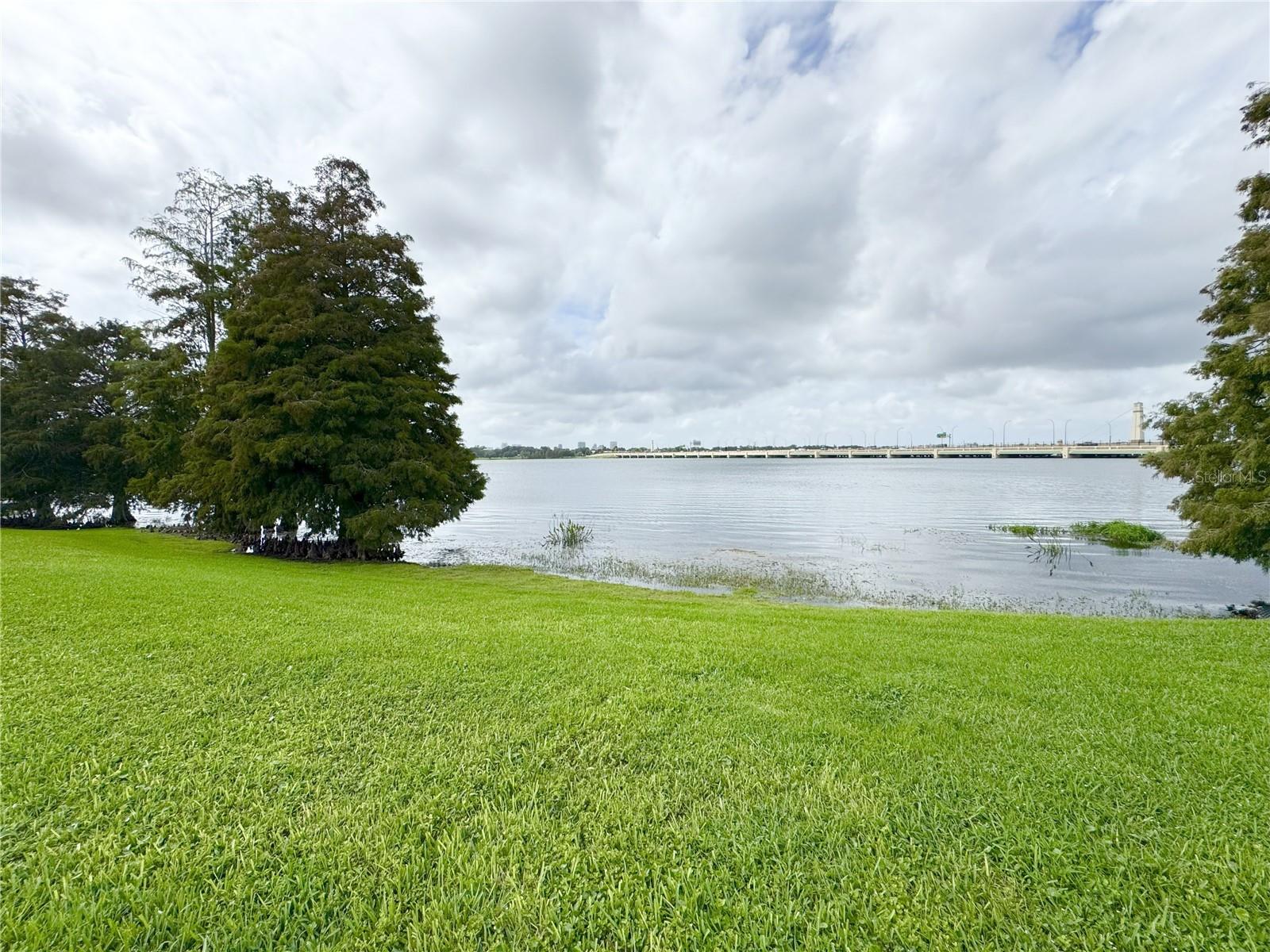Image 61 of 64 For 4212 Lake Underhill Road 5d9