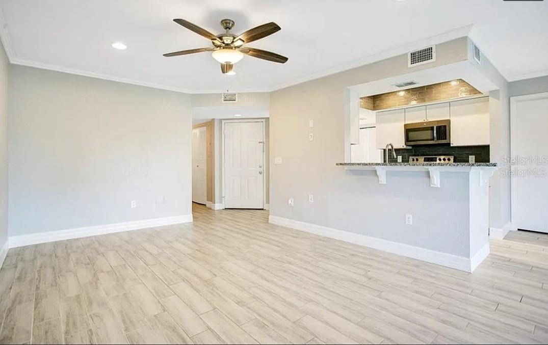 Image 4 of 19 For 1360 Stearman Court 19