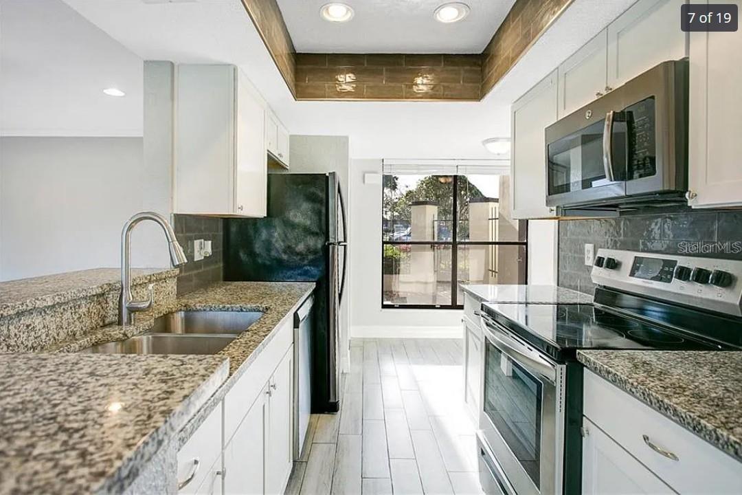 Image 7 of 19 For 1360 Stearman Court 19