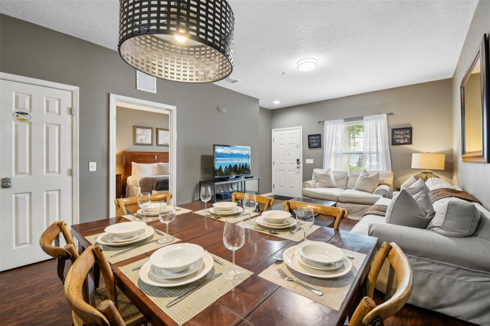 Image 7 of 23 For 2901 Edenshire Way 107