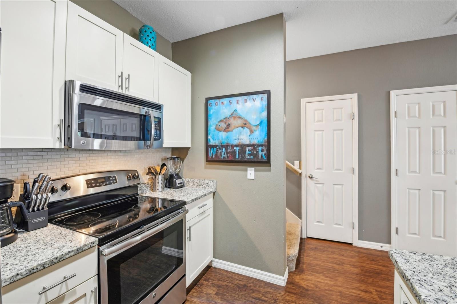 Image 9 of 23 For 2901 Edenshire Way 107