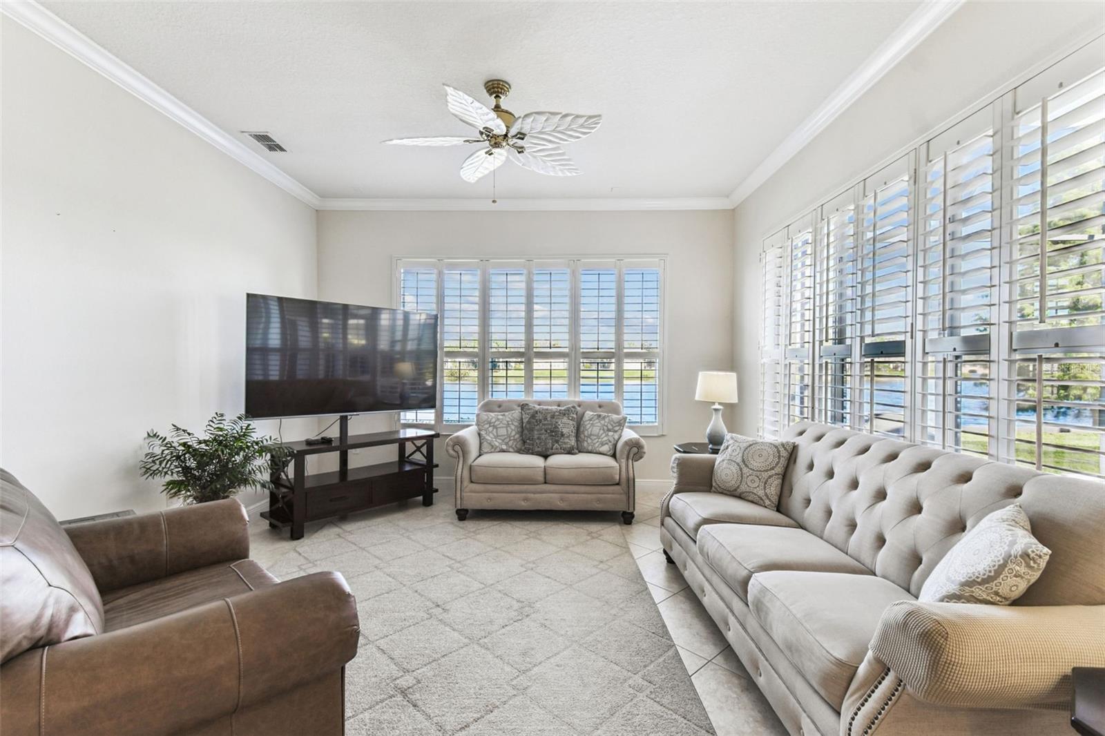 Image 9 of 36 For 722 Shorehaven Drive