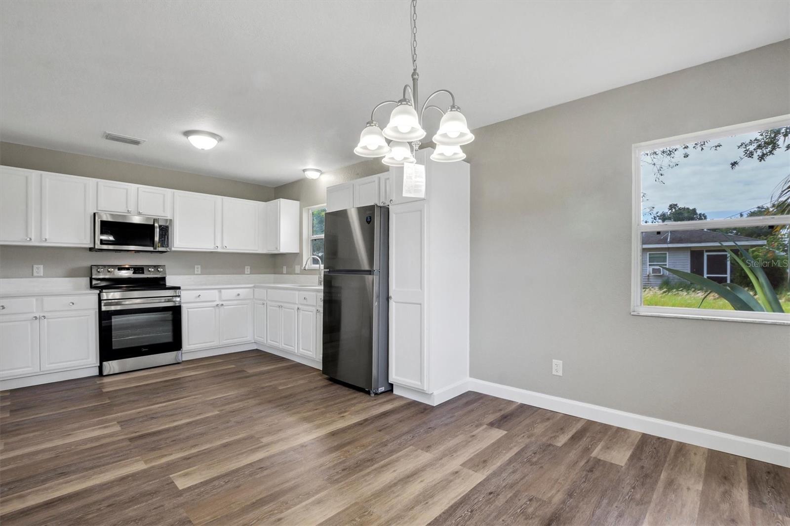 Image 10 of 35 For 403 21st Street