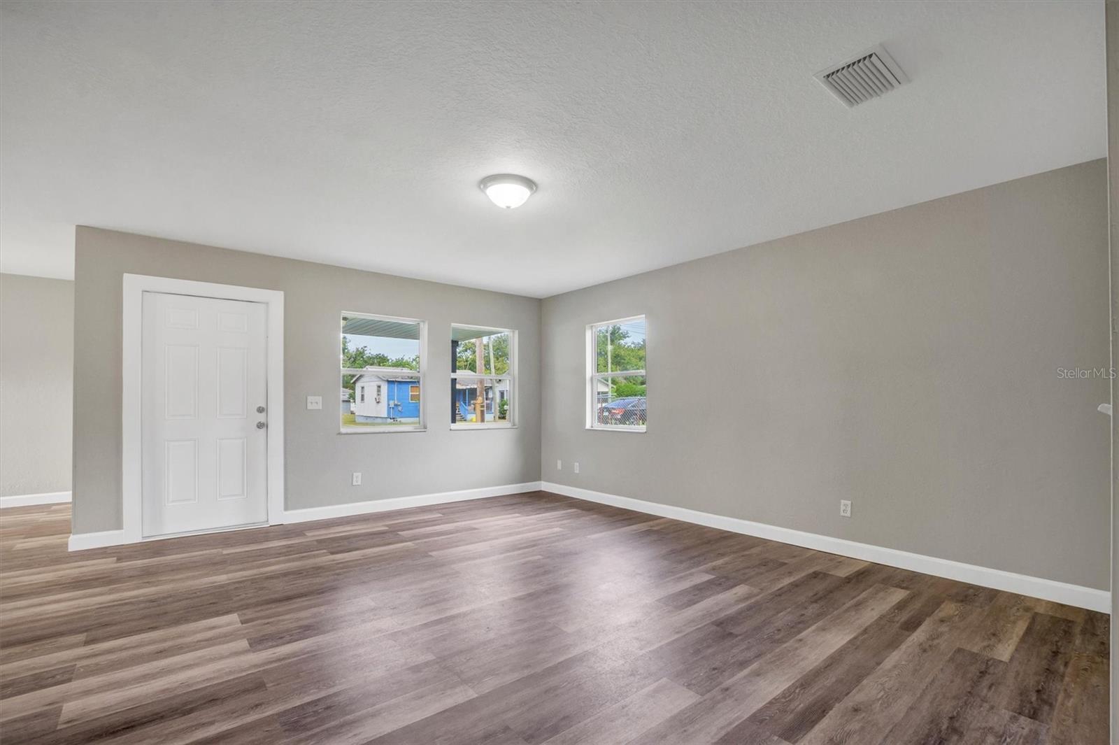 Image 11 of 35 For 403 21st Street