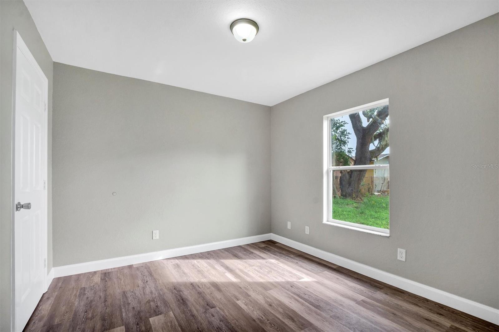 Image 14 of 35 For 403 21st Street