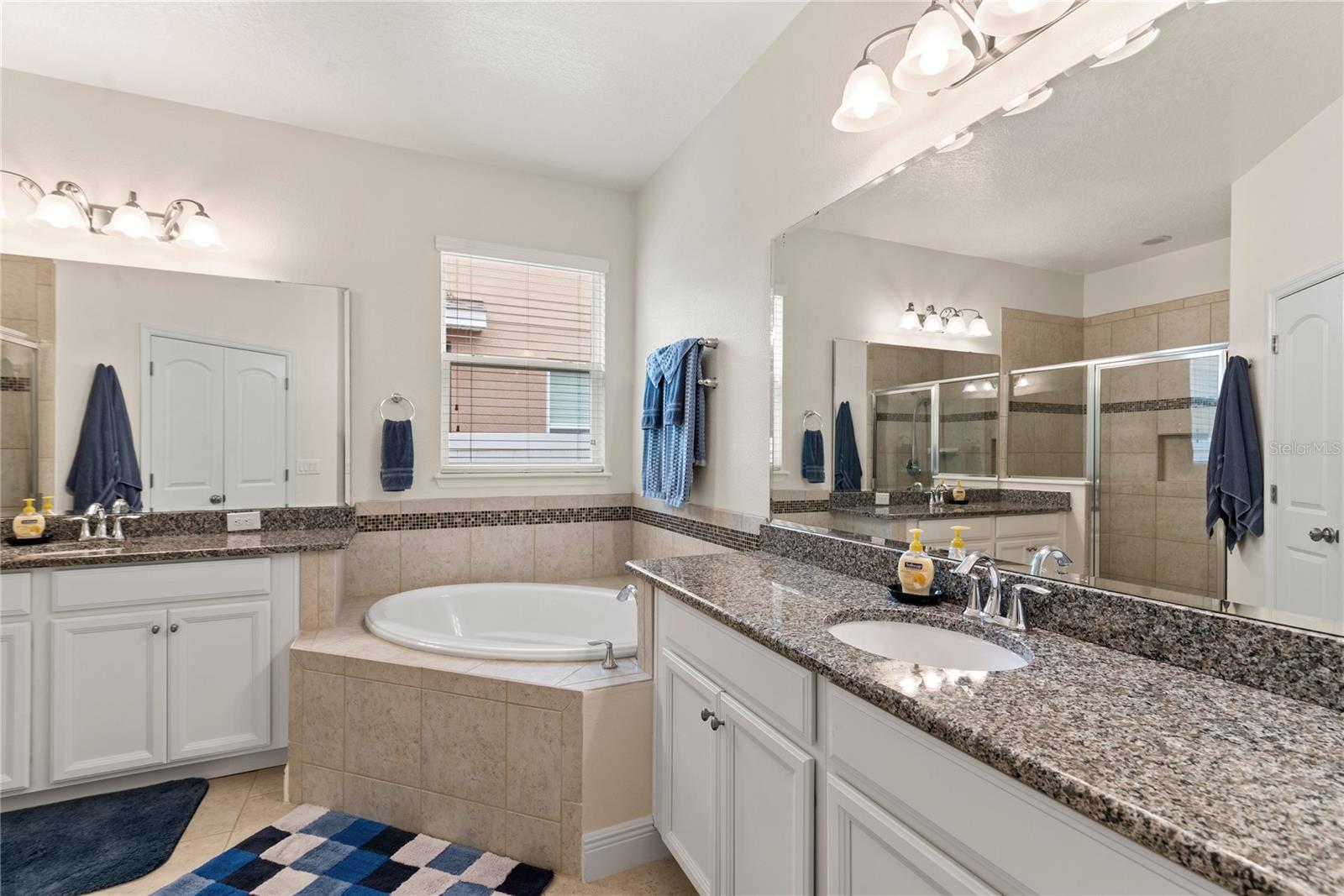 Image 20 of 60 For 14700 Spotted Sandpiper Boulevard