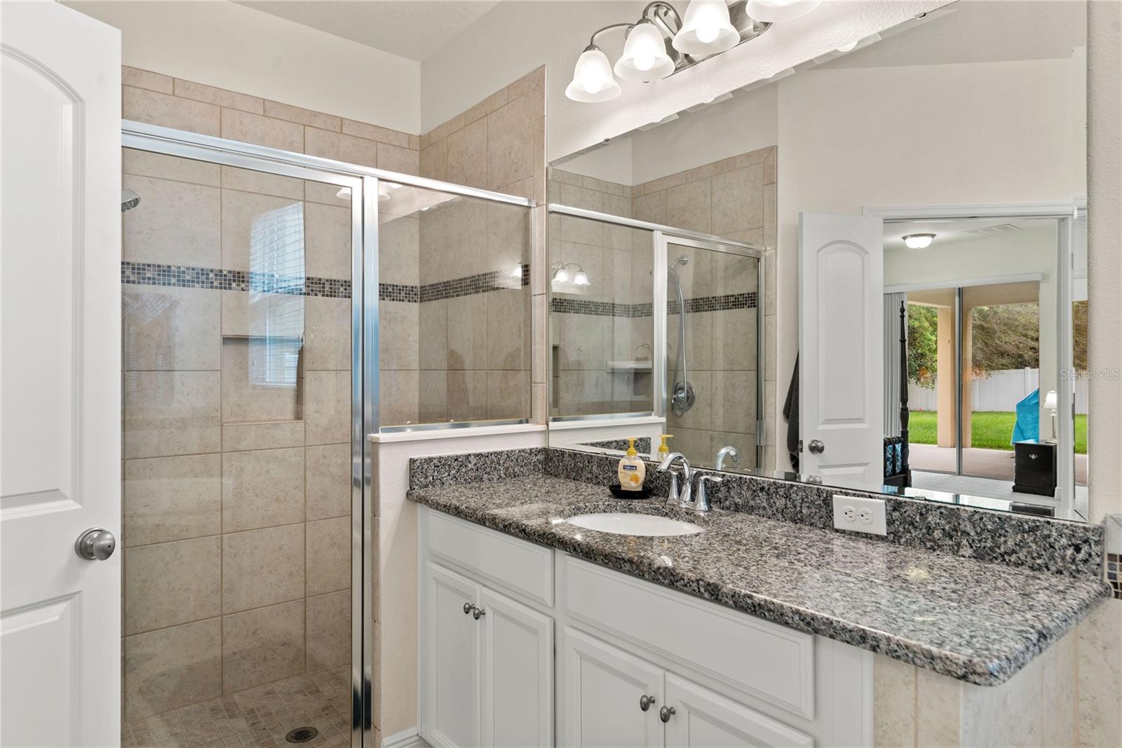 Image 21 of 60 For 14700 Spotted Sandpiper Boulevard