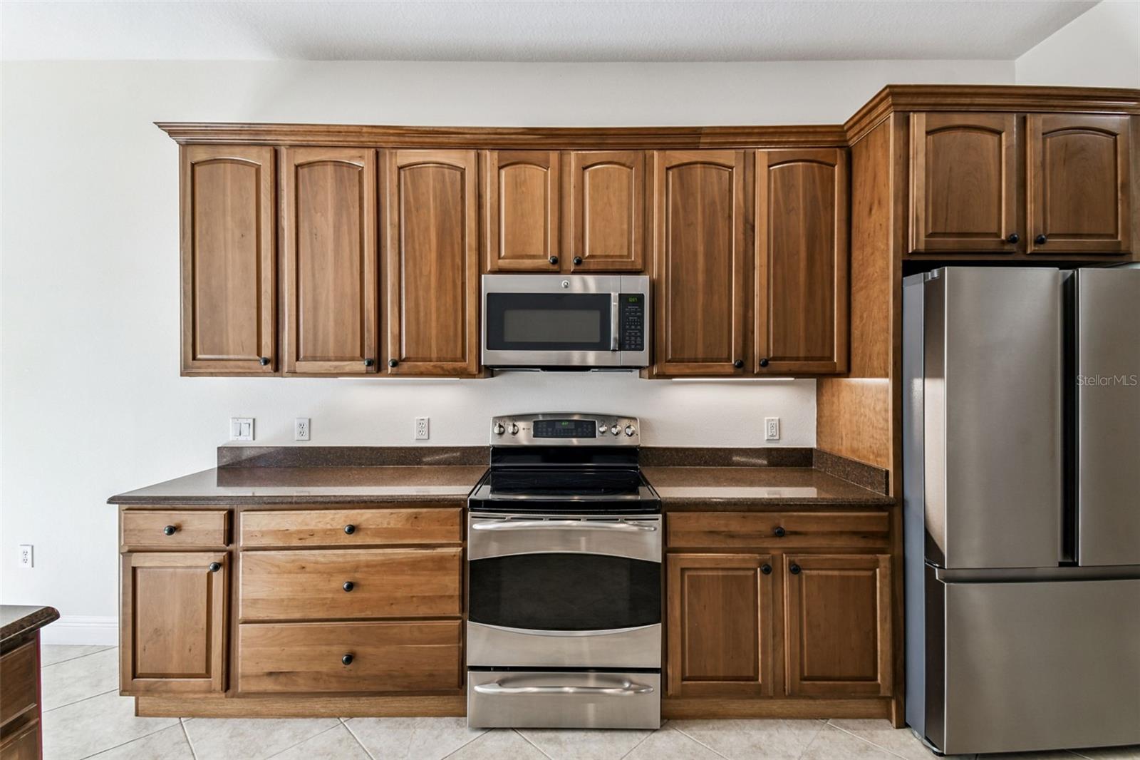 Image 15 of 66 For 506 Tapatio Lane