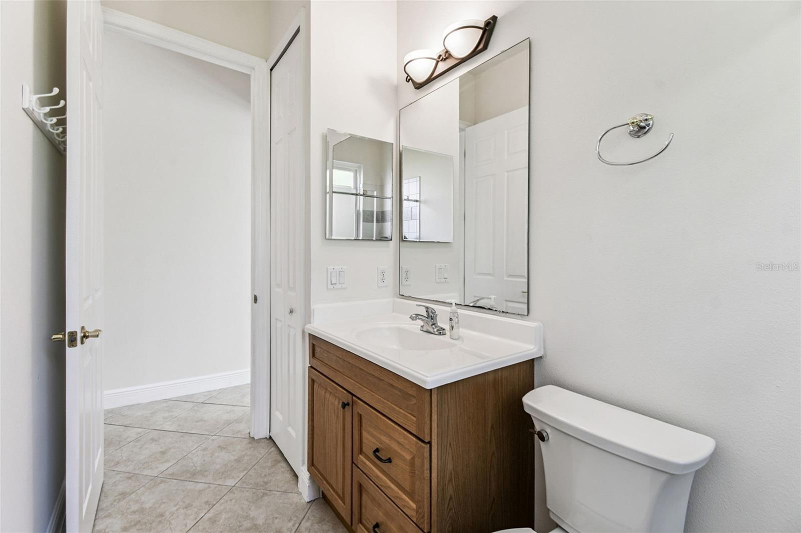 Image 29 of 66 For 506 Tapatio Lane