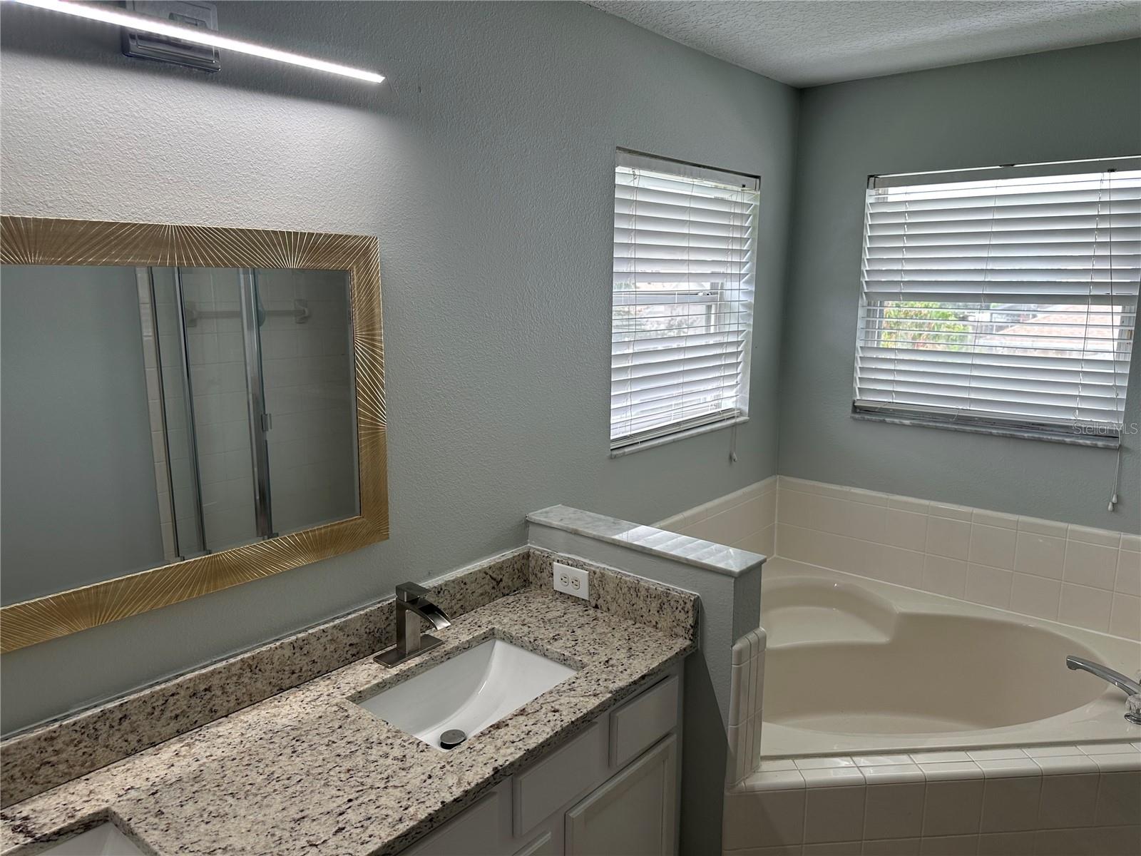 Image 33 of 57 For 2508 Baykal Drive