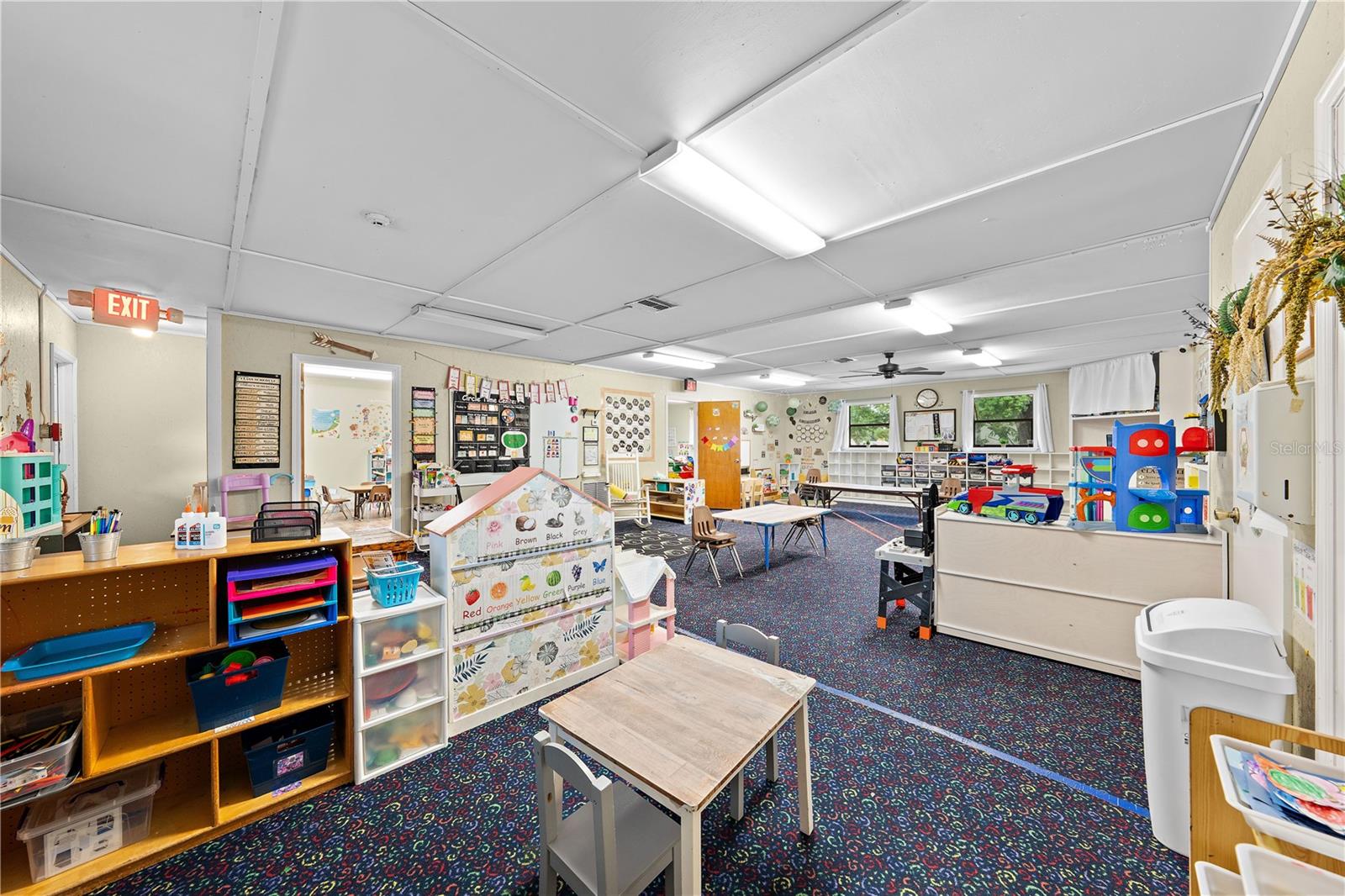 Image 11 of 52 For 102 Highland Street