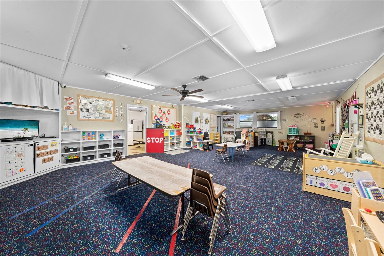 Image 13 of 52 For 102 Highland Street