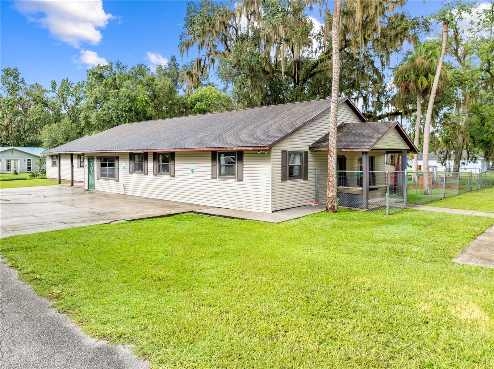 Image 2 of 52 For 102 Highland Street