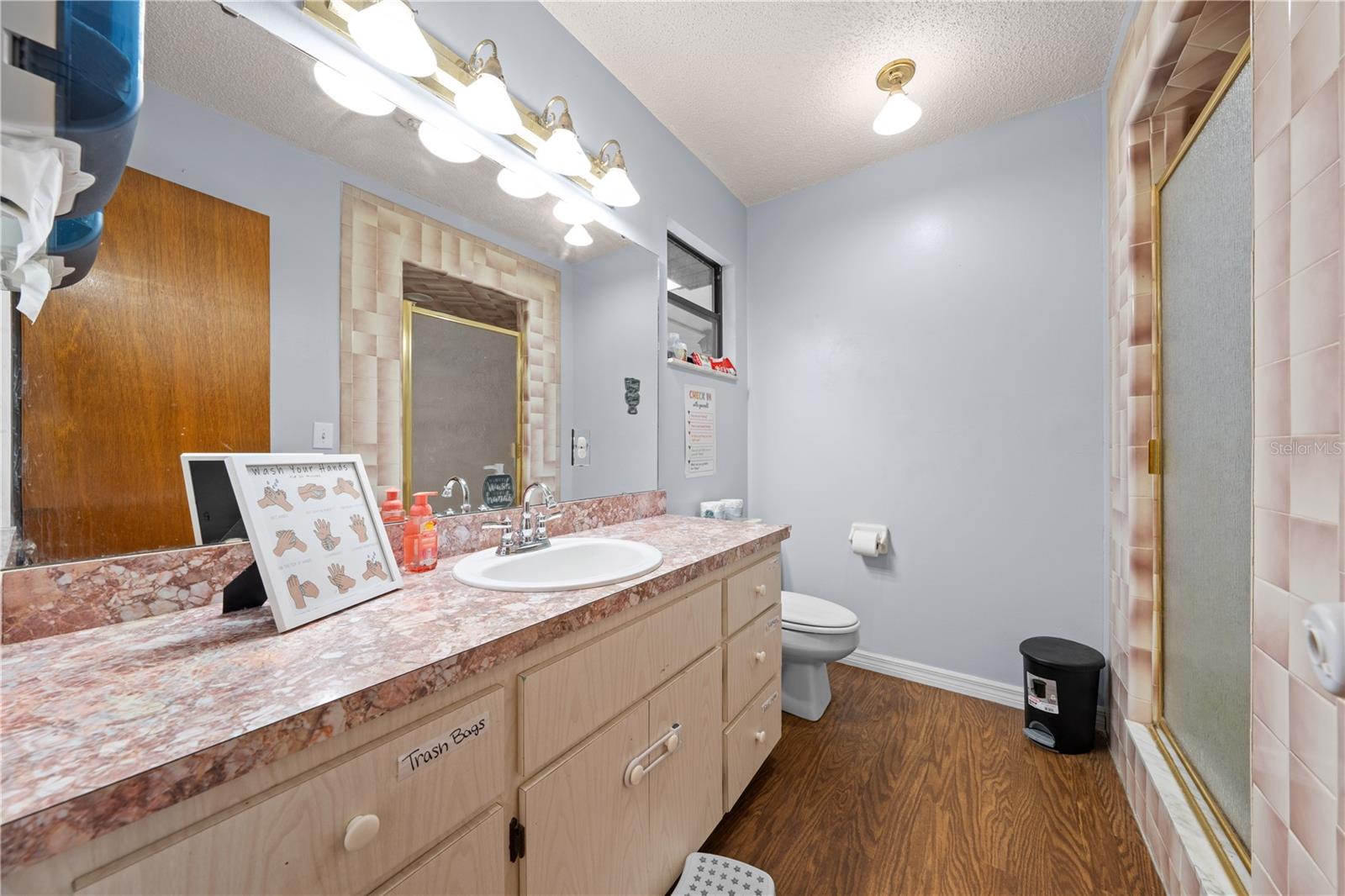 Image 36 of 52 For 102 Highland Street