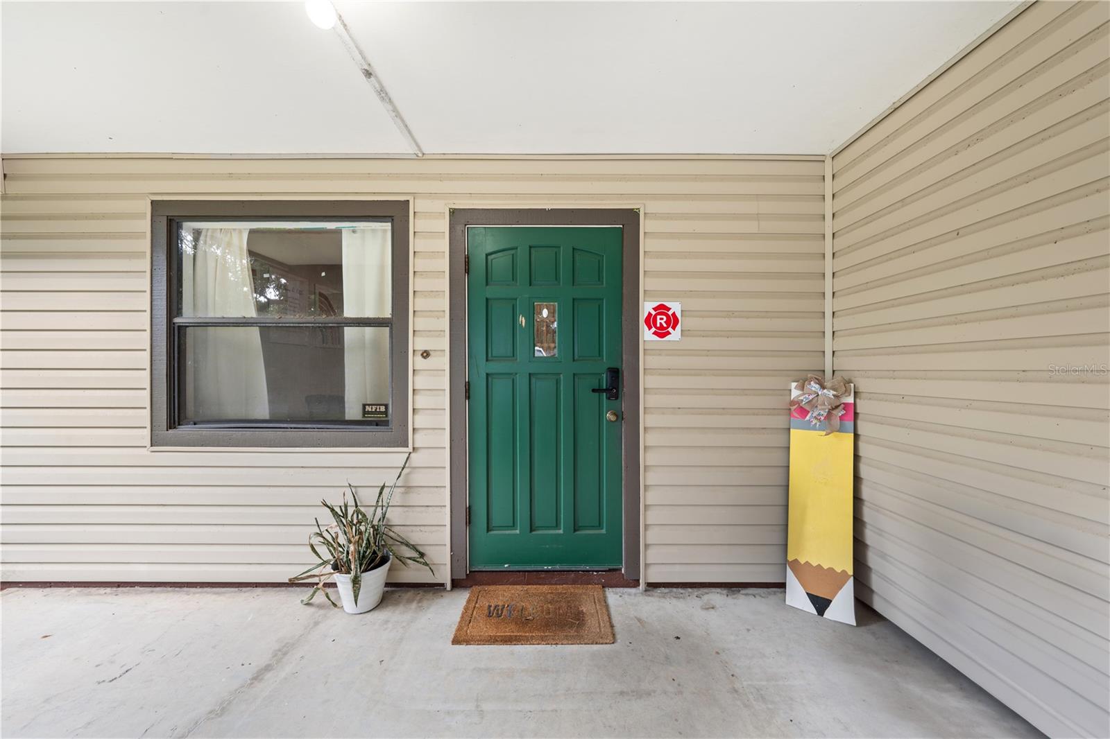 Image 37 of 52 For 102 Highland Street