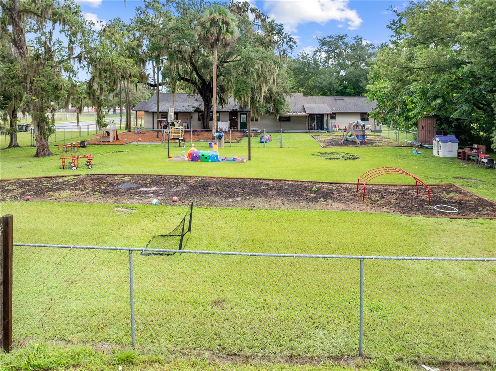 Image 52 of 52 For 102 Highland Street