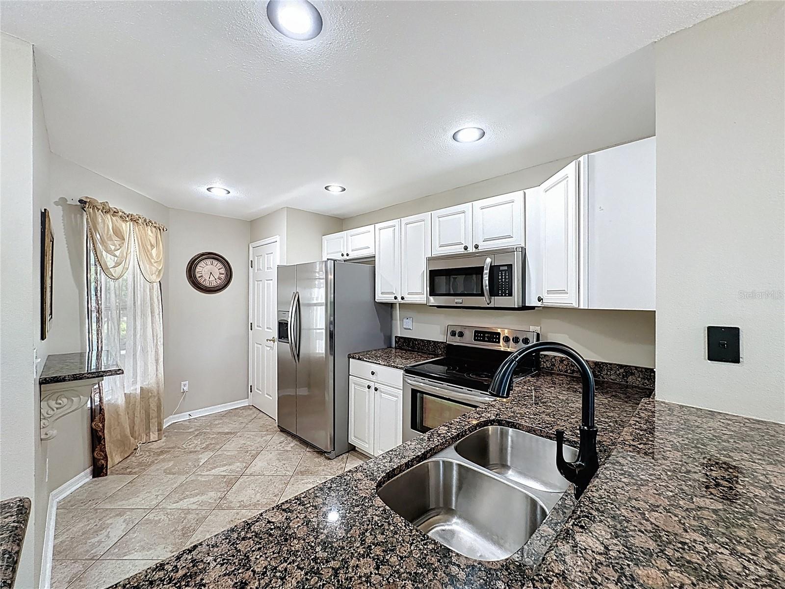 Image 10 of 77 For 2511 Saint Augustine Boulevard