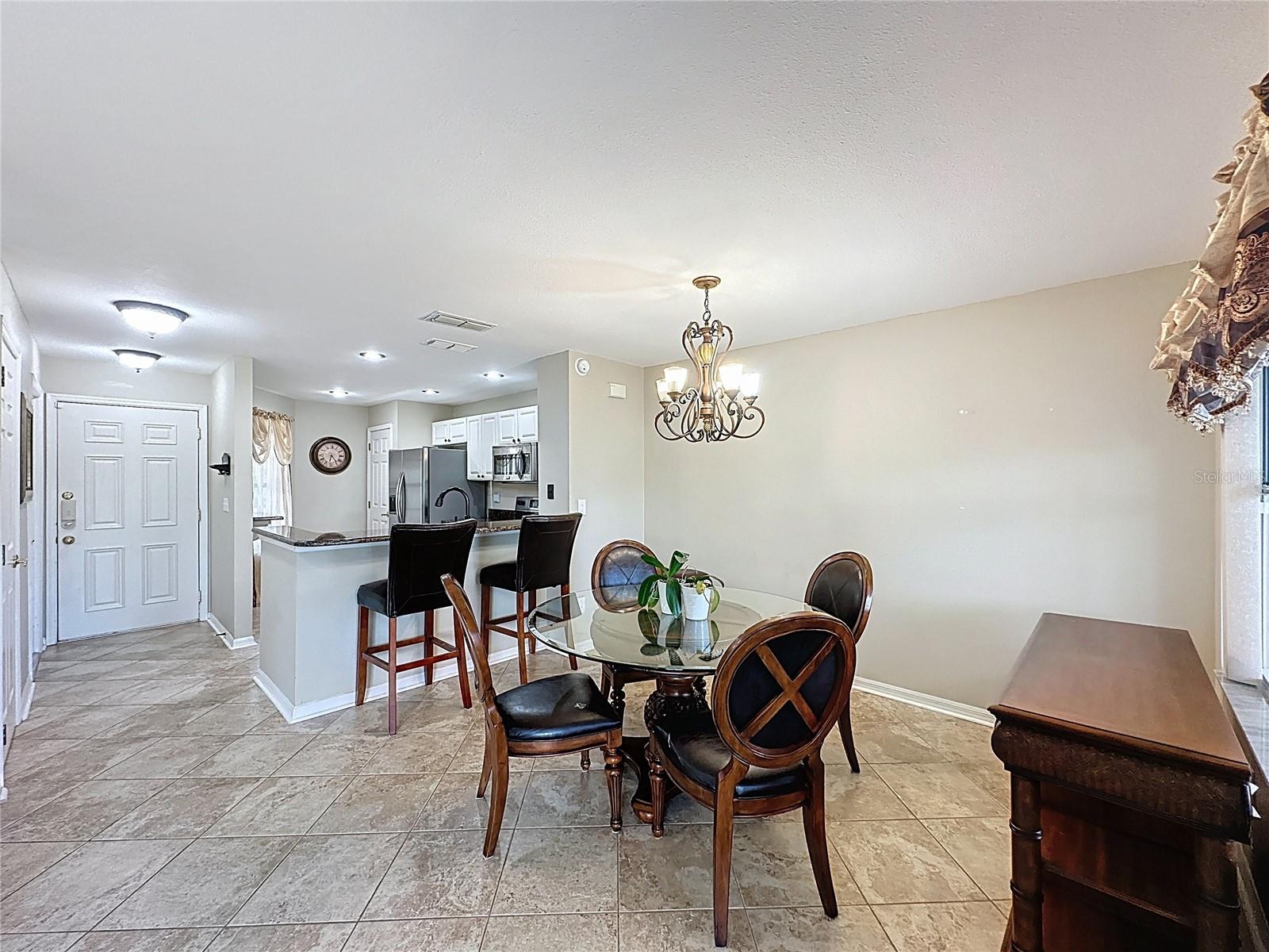 Image 14 of 77 For 2511 Saint Augustine Boulevard