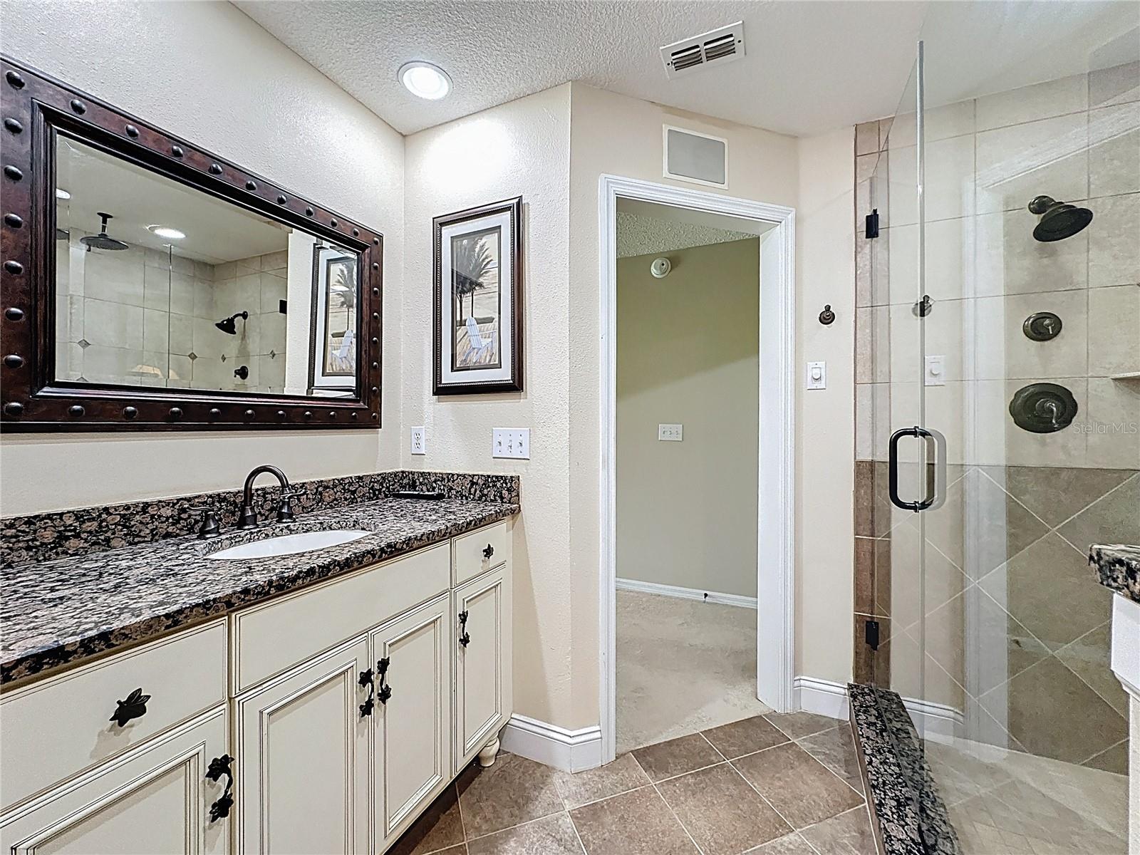 Image 36 of 77 For 2511 Saint Augustine Boulevard