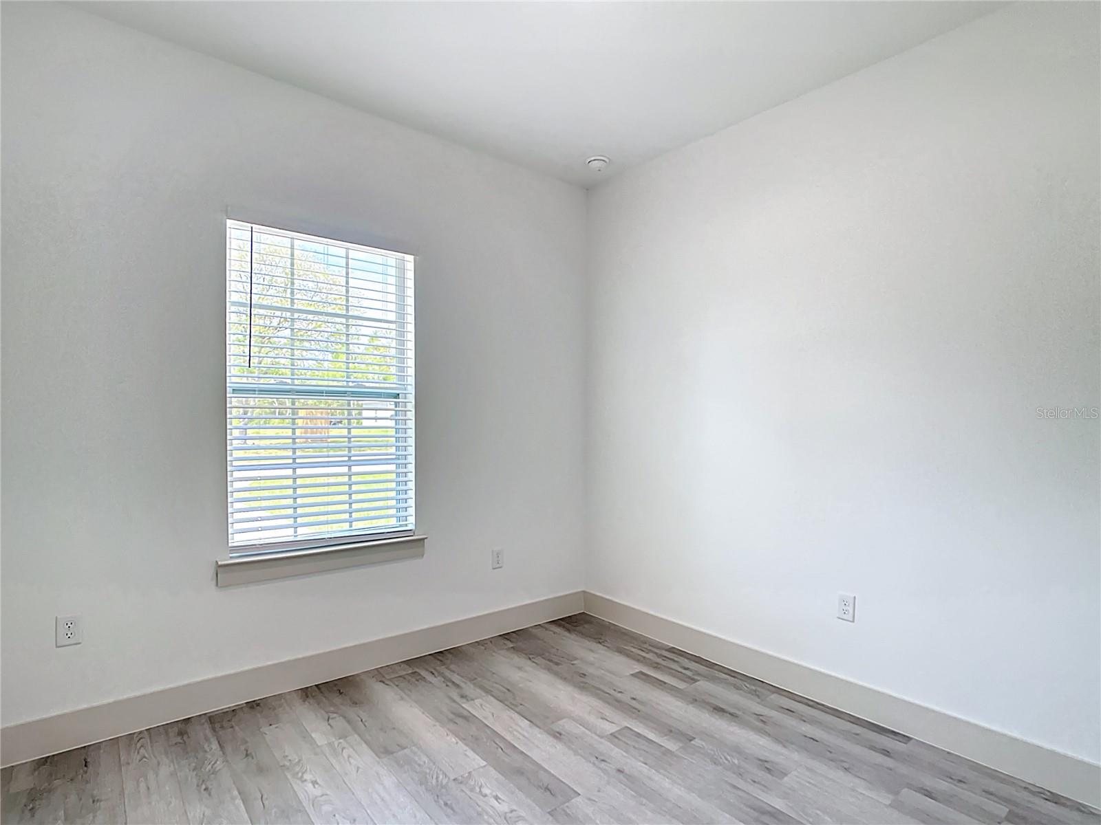 Image 30 of 48 For 3525 163rd Place Road