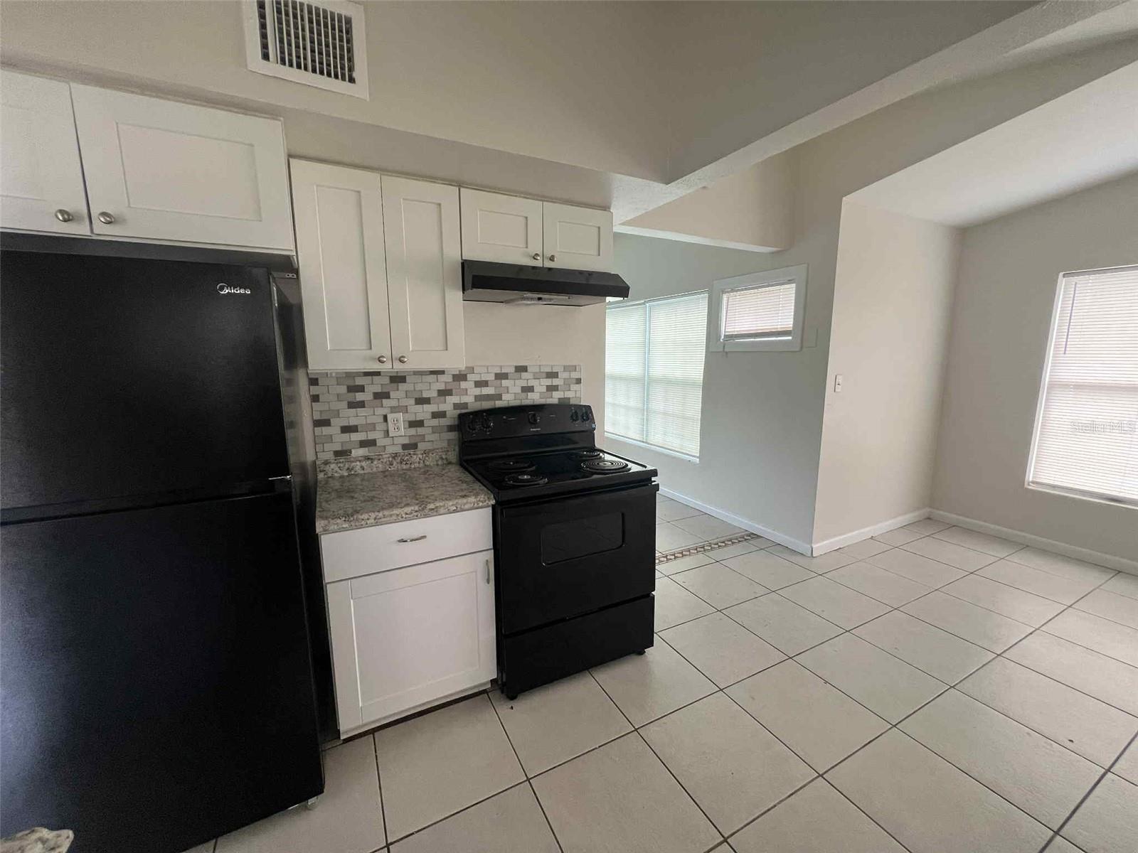 Image 4 of 19 For 5825 Forest Grove Boulevard