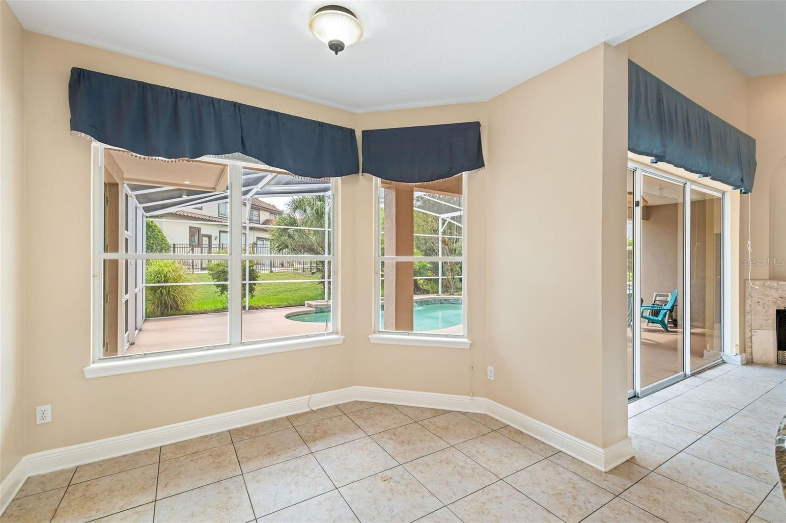 Image 10 of 37 For 7670 Milano Drive