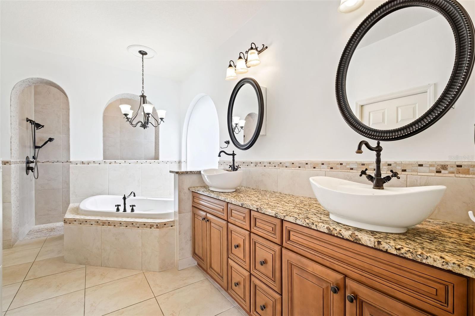 Image 18 of 37 For 7670 Milano Drive