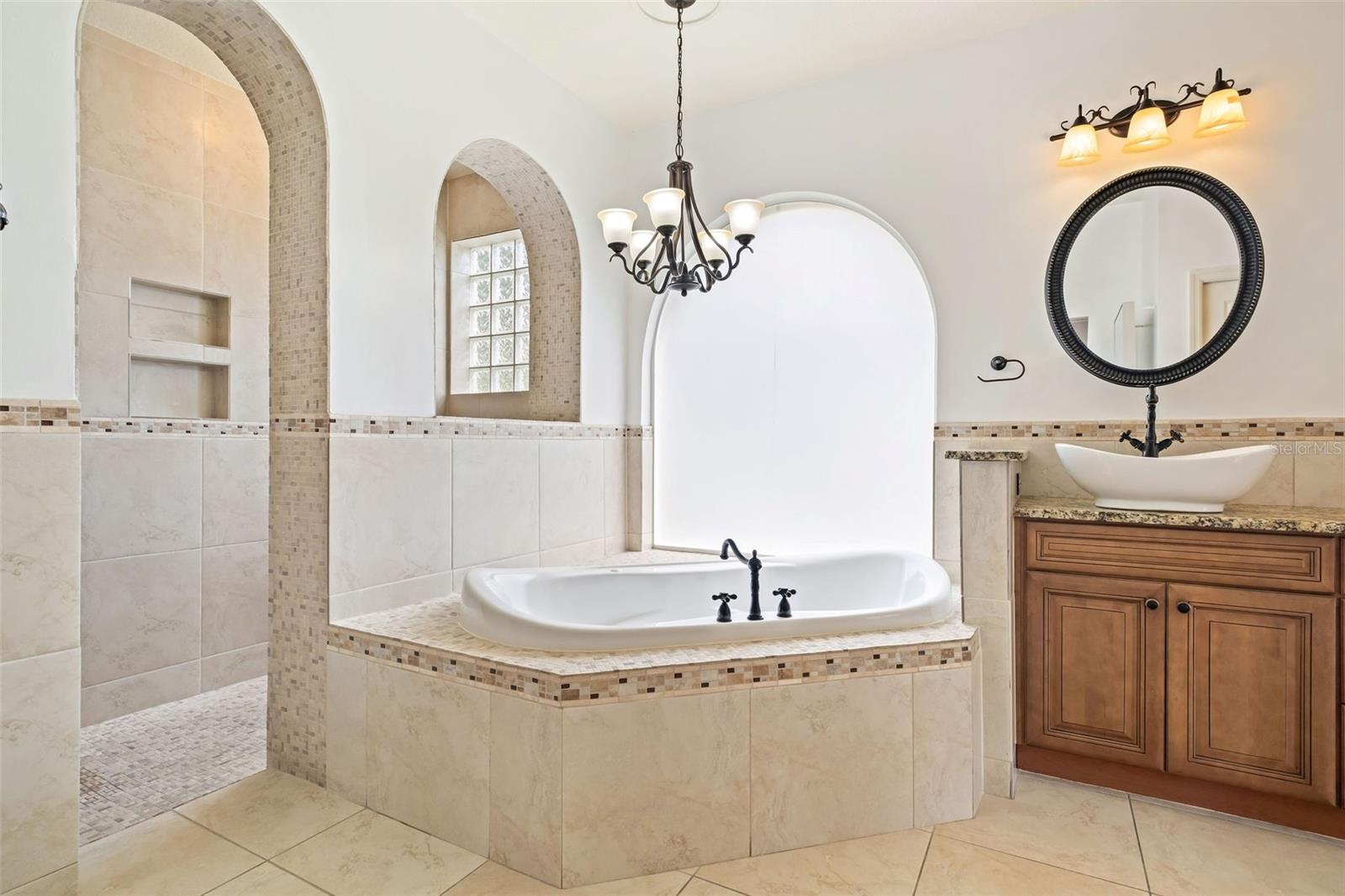 Image 19 of 37 For 7670 Milano Drive