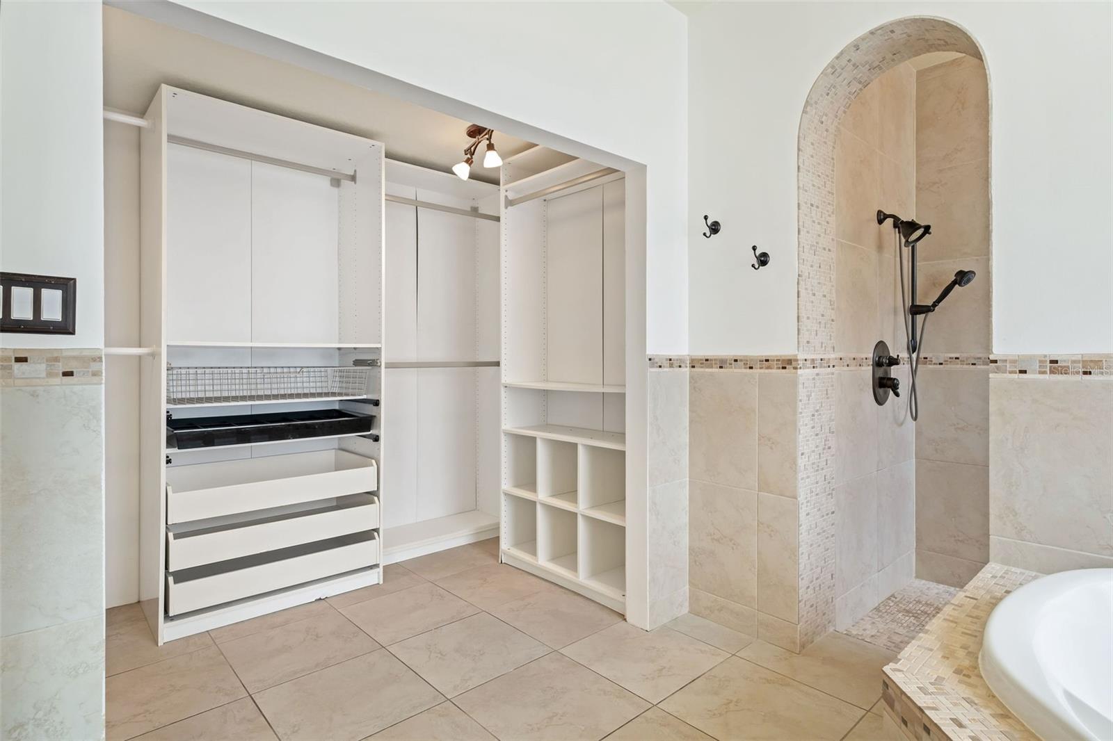 Image 20 of 37 For 7670 Milano Drive