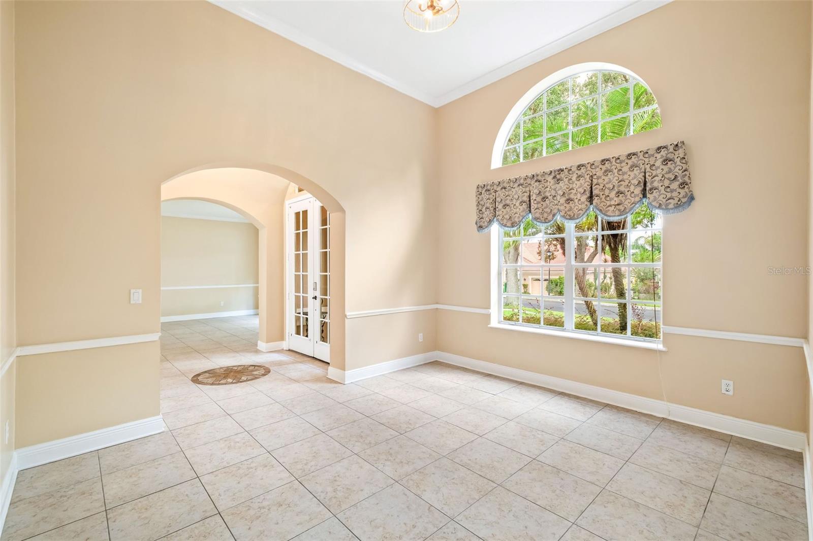 Image 4 of 37 For 7670 Milano Drive