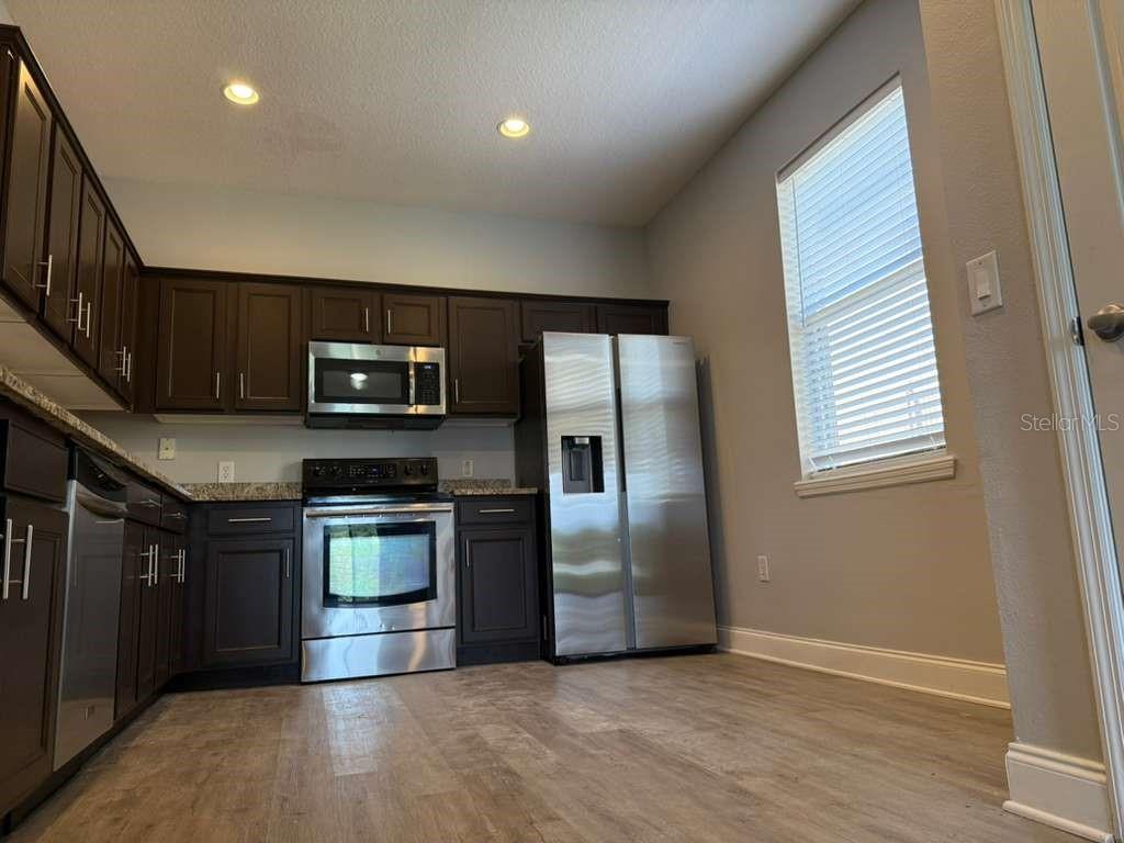 Image 6 of 29 For 3927 Pemberly Pines Circle