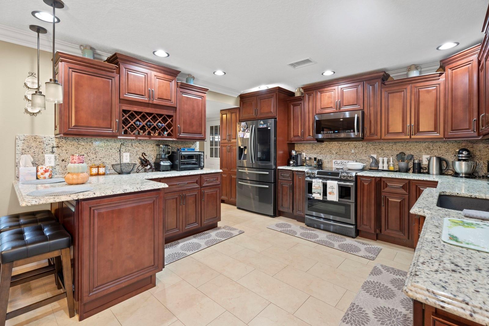 Image 18 of 63 For 6107 Waterfield Way