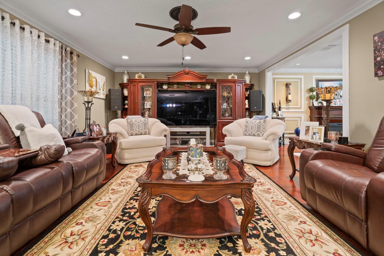 Image 22 of 63 For 6107 Waterfield Way