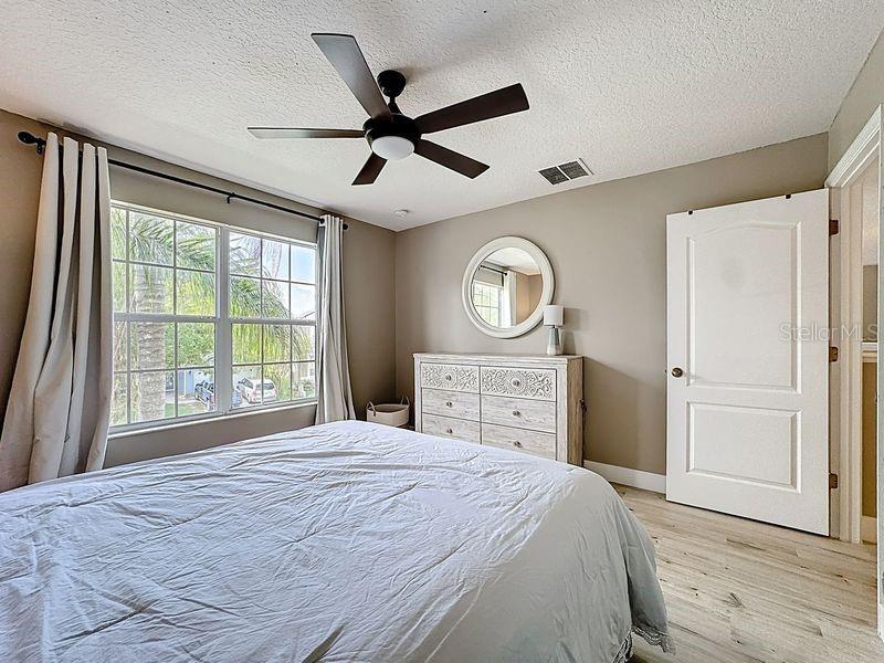Image 36 of 60 For 13051 Moss Park Ridge Drive 13051