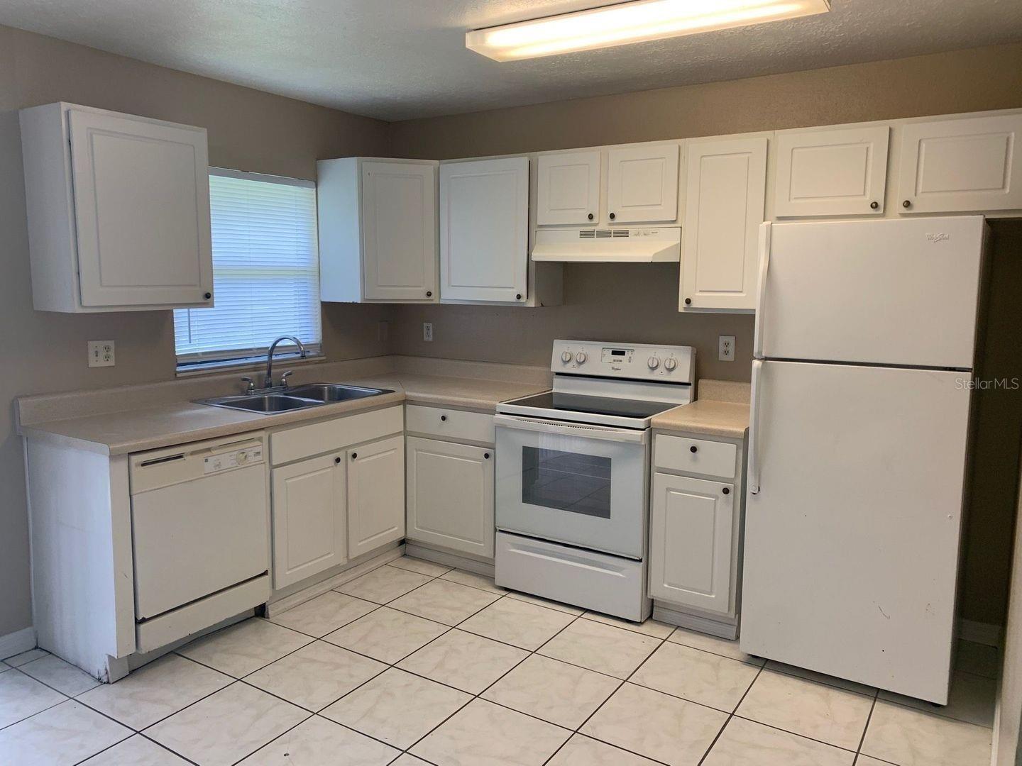 Image 3 of 10 For 777 Lucaya Drive