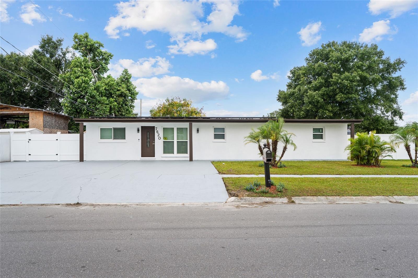 Details for 7620 Dennison Drive, TAMPA, FL 33619