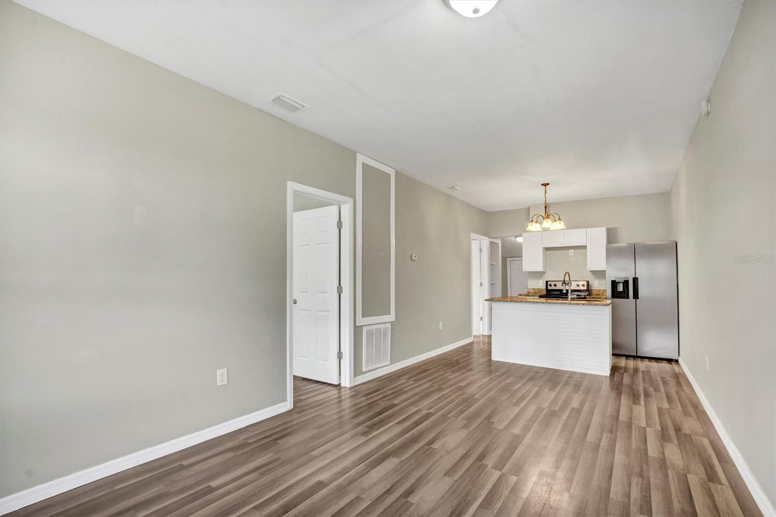 Image 5 of 28 For 156 Piney Avenue