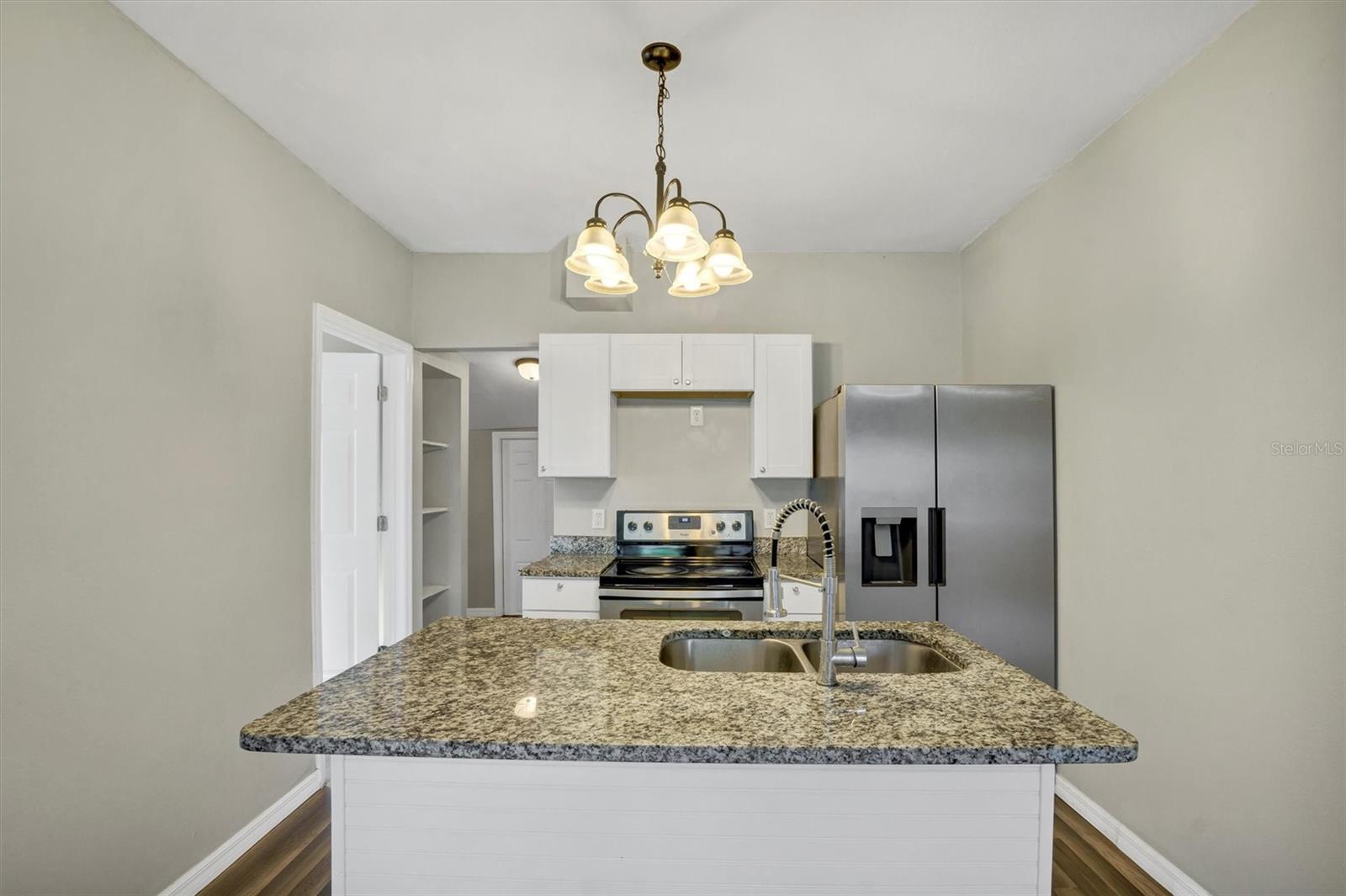 Image 7 of 28 For 156 Piney Avenue