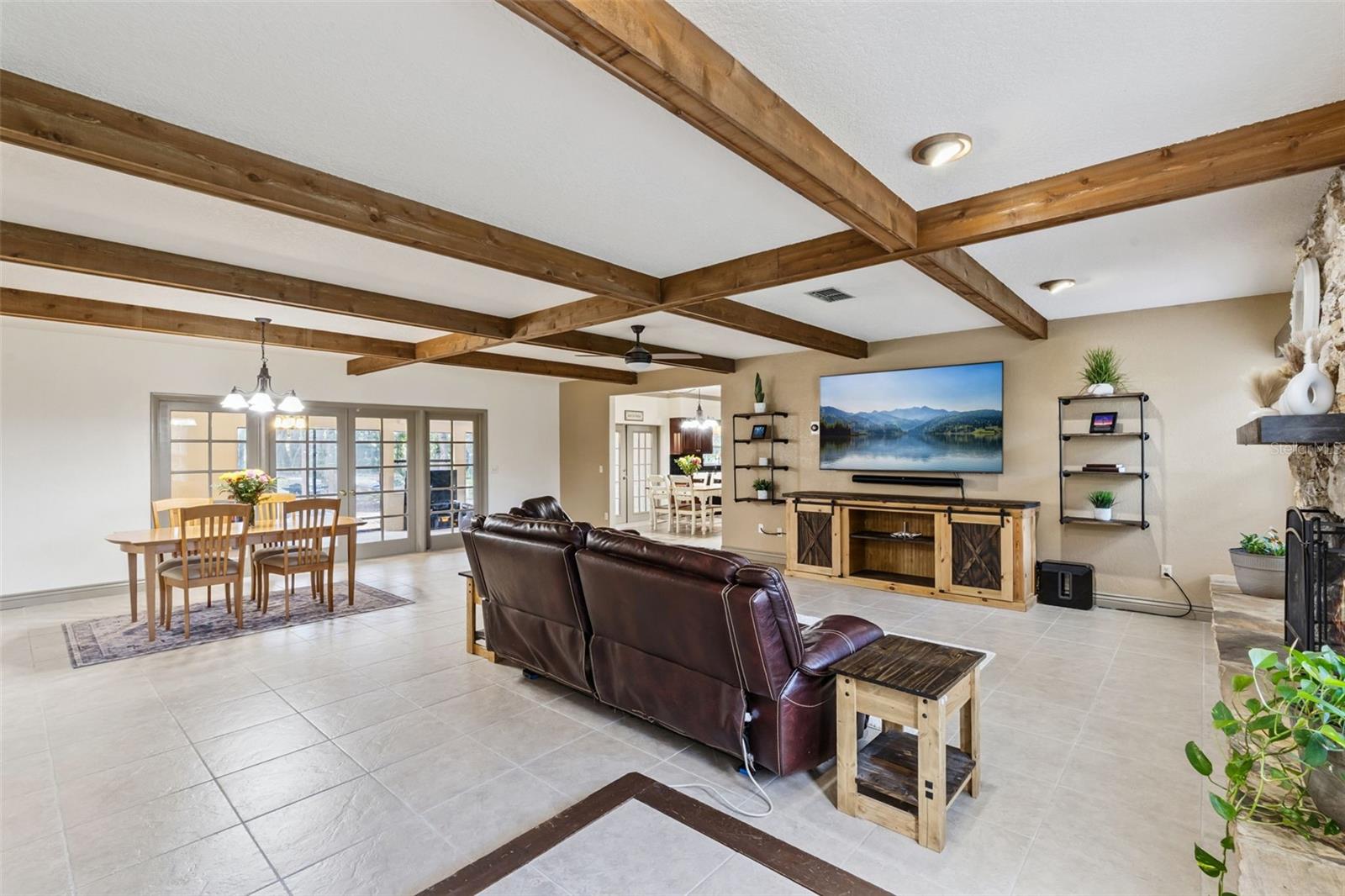 Image 11 of 40 For 17234 Cork Street