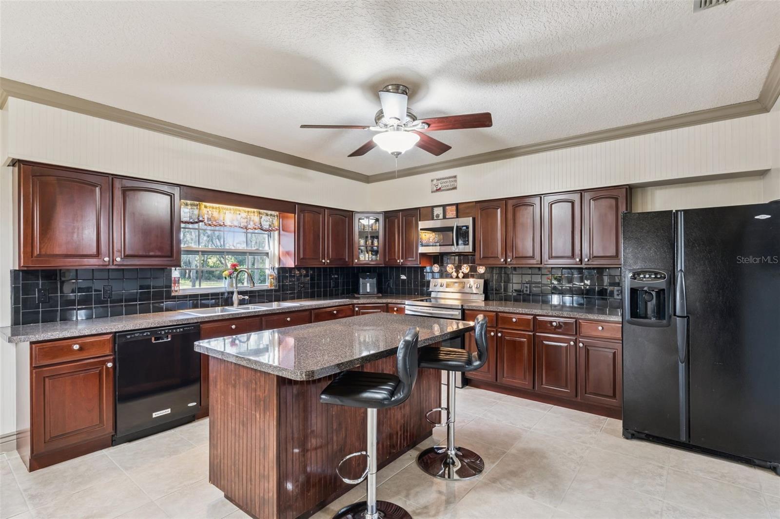 Image 15 of 40 For 17234 Cork Street